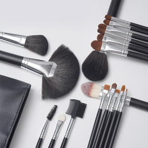 ชุดแปรงแต่งหน้าขนสังเคราะห์วีแกน 18 ชิ้น ด้ามไม้ สำหรับแต่งหน้าใบหน้า ตา แป้ง รองพื้น อายแชโดว์ สีสันตามสั่ง ชุดแปรงเครื่องสำอาง - Product Image 4