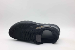 Nuove Scarpe Sportive Leggere Slip-On Antiscivolo con Tomaia in Rete Traspirante per Uomo, Suola Spessa in PVC, Scarpe da Corsa con Logo Personalizzato - Product Image 2