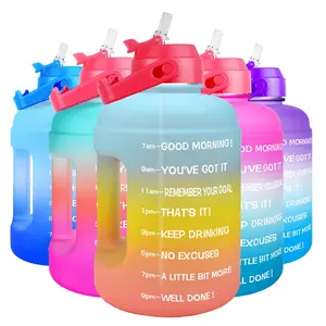 Botella de agua de deporte para beber PETG de medio galón de 2.2L con creador de tiempo motivacional
