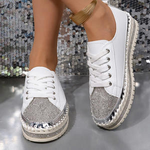 Zapatos de mujer de estilo deportivo poco profundo con punta redonda y cordones de diamantes de imitación de fondo grueso informal de Otoño de gran tamaño - Product Image 4