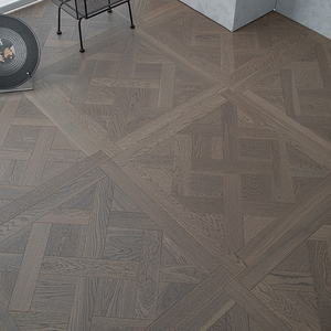 Parquet de Roble Multicapa IEC62321, Grado AB, Acabado Cepillado, Duradero, Sistema T&G, 15 mm, Estilo Versalles, Madera de Ingeniería para Pisos Residenciales - Product Image 1
