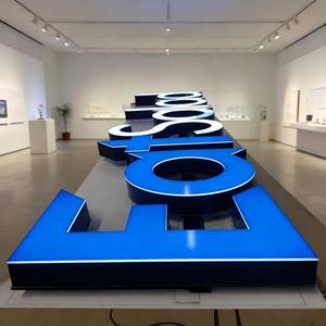 Enseigne lumineuse 3D pour bureau, logo en acrylique éclairé par LED avec rétroéclairage et installation facile - Product Image 2