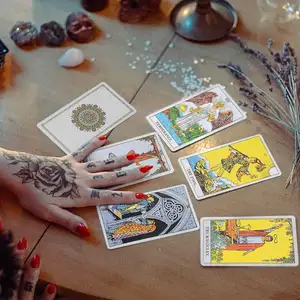 Tùy chỉnh bạc lá Oracle vàng mạ vàng cạnh Giấy 78 thẻ Tarot với cuốn sách Tùy chỉnh in Oracle Tarot boong thẻ cho người mới bắt đầu