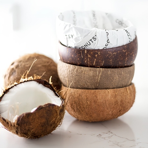 Meilleures ventes : Bols jetables en coque de noix de coco, faits à la main, cadeaux personnalisés écologiques, provenant de Ho Chi Minh City, Vietnam - Product Image 1