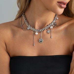 Collares de Moda con Colgante de Perlas/Estrellas/Corazones de Imitación Y2K para Mujer, Gargantillas con Borlas, Accesorios de Joyería para el Día a Día - Product Image 2