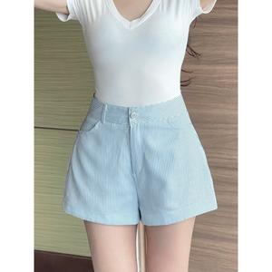 Shorts décontractés à rayures taille haute avec fermeture éclair pour femme, collection automne 2026 – Style vintage et tendance pour femme - Product Image 1