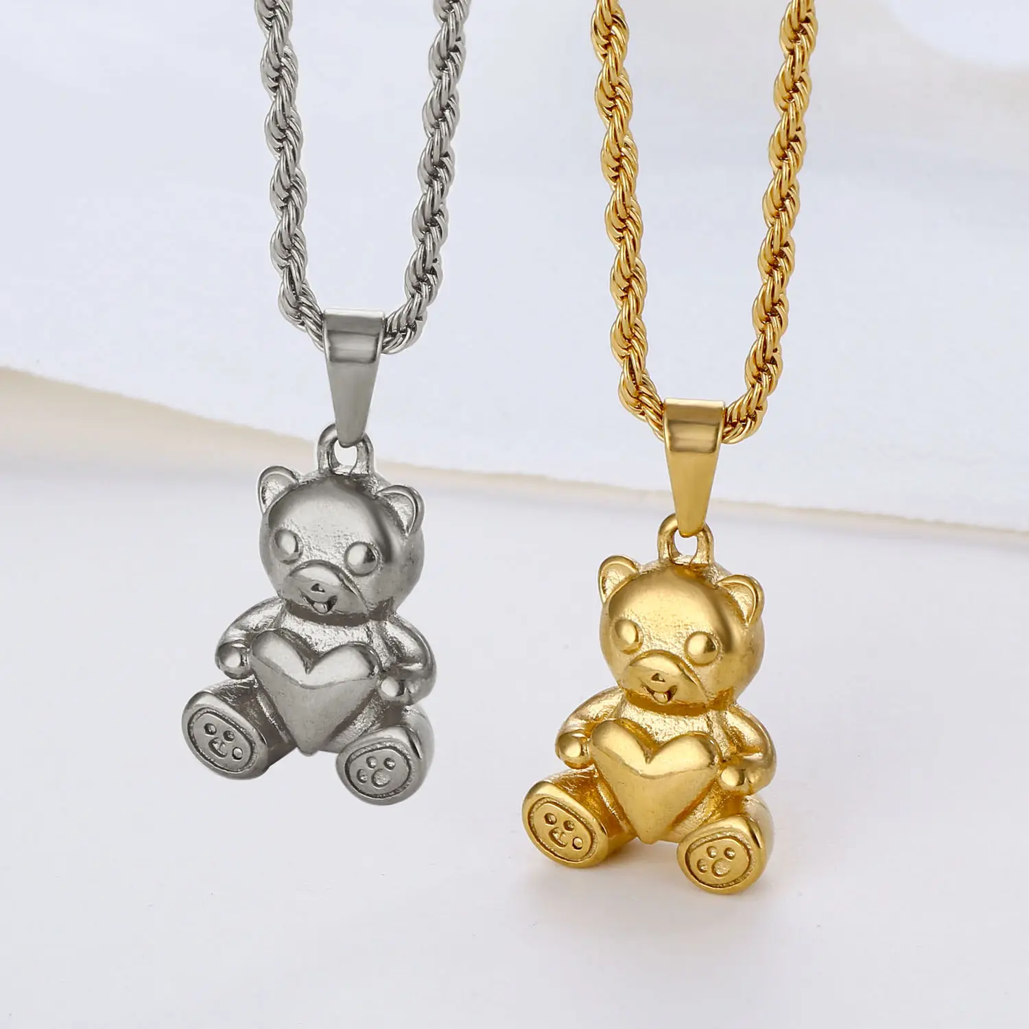 Mini Love Heart Bear Pendant Necklace 18K Gold Plated Stainless Steel Fashion Animal Jewelry Women Girl Necklace Gift