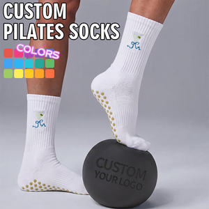 ถุงเท้ากันลื่น BiLu Barre Grip สำหรับผู้หญิง ทำจากผ้าฝ้าย เหมาะสำหรับโยคะ พิลาทิส พร้อมโลโก้แบบกำหนดเอง - Product Image 3