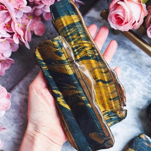 Oferta Especial: Losa de Cristal de Ojo de Tigre Natural de Alta Calidad para Sanación Espiritual, Corte Amarillo y Azul, Piedra Artesanal Premium - Product Image 1