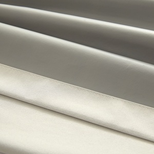 Tela de cortina Lisa opaca de nuevo estilo 100% al por mayor, pongee de poliéster personalizado con técnicas de tejido de película colorida - Product Image 1