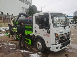 Camión de Succión de Aguas Residuales Dongfeng Nuevo, Manual, Diésel, Euro 6, 150-250hp, Tanque de 5 Metros Cúbicos - Product Image 5