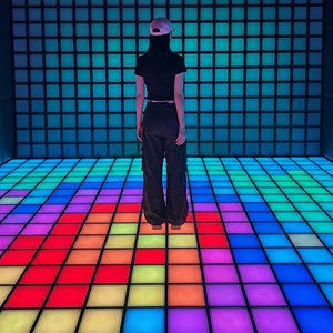 Jeu interactif : Maison de jeu d'évasion sportive captivante pour enfants, avec sol LED interactif, pour divertissement en extérieur - Product Image 3