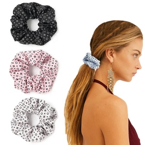 MIO Offre Spéciale personnalisé bandeaux pour femmes populaire motif de points chouchous haute couture <span class=keywords><strong>Wavelet</strong></span> Design et élégant - Product Image 2