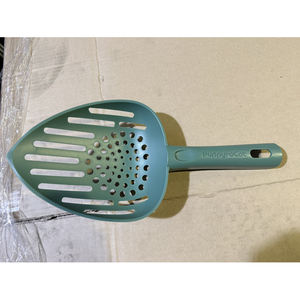 Recogedor de arena para gatos con construcción de plástico duradero, una herramienta esencial para la limpieza de desechos de mascotas para cada dueño de mascotas - Product Image 2