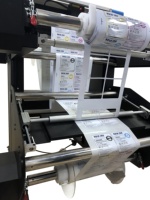 Coupeur d'étiquettes en rouleau à grand écran tactile à capteur optique, découpeur d'étiquettes rouleau à rouleau