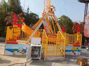 Mini Barco Pirata de Interior, Duradero, de Fibra de Vidrio y Metal con Construcción de Acero para Parques de Trampolines - Product Image 2