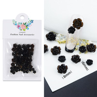 50 pièces d'accessoires pour nail art en résine noire en forme de camélia, fleurs de rose avec perles en acier et décoration d'ongles en perles