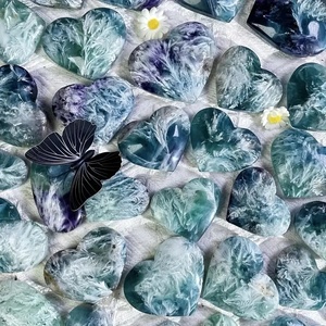 1 Pieza de Cristal de Fluorita Natural en Forma de Corazón, Pulido, con Tema de Amor, para Regalo de Boda y Decoración Artesanal - Product Image 3