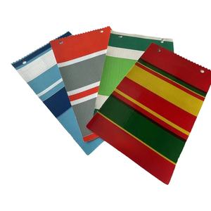 Rouleau de bâche imperméable en PVC multicolore à rayures pour l'extérieur - Product Image 4