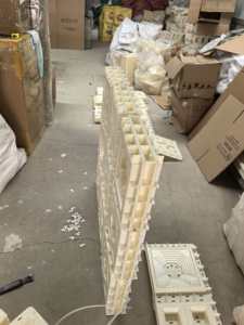 Nuevo Molde de Bloque de Plástico ABS Resistente Reazone RZR 2026 de 30*30*10cm para Moldeo de Hormigón de Pilar de Puerta Exterior - Product Image 5