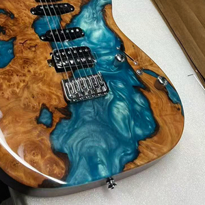 Guitare fabriquée en usine avec placage en résine imitation bois TL, manche en érable carbonisé et frettes en acier inoxydable - Product Image 3