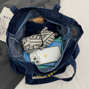 牛仔肩包大容量刺绣手提袋复古旅行购物者美学女式流浪包 - Product Image 4