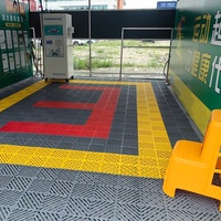 Rutschfeste Garage-Kunststoffbodenplatten Wasserdicht Leicht zu Reinigen und zu Installieren Fabriklieferung für Ausstellungsräume
