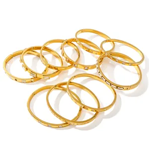Meilleure vente de bracelets en acier inoxydable plaqués or 18 carats avec zircon cubique bracelets imperméables préservant la couleur pour cadeau pour femme