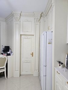 בעיצוב מותאם אישית קלאסי אפר לבן ארון מטבח מעץ מלא לקוורץ עליון עם מחיר מפעל - Product Image 6