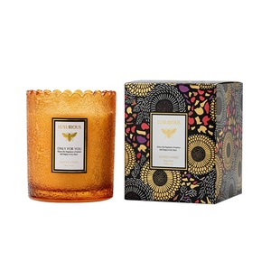 Vela Aromática con Aroma a Bosque Brumoso y <span class=keywords><strong>Pino</strong></span> Nevado Negro y <span class=keywords><strong>Enebro</strong></span>, en un Lujoso Frasco de Vidrio Repujado - Product Image 6