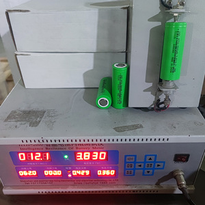 Batería Recargable de Iones de Litio Cilíndrica <span class=keywords><strong>IMR</strong></span> 26700 de 3.7V - Product Image 4