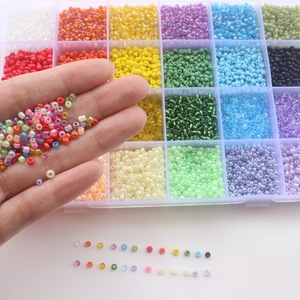 Produit 24 perles de riz en verre coloré 2mm Bracelet perles boîte 24000 perles de millet électrolytique accessoires en vrac en gros coloré - Product Image 1