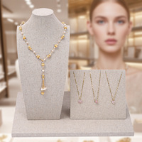 Haute Qualité Beige Lin Bijoux Anneau Boucle D'oreille Collier Pendentif Bracelet Ensemble Présentoir Table Stock En Gros Stock