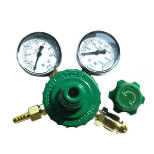 วาล์วลดแรงดันแบบเชื่อมต่อ G5/8 สำหรับงานเชื่อมและตัดด้วยออกซิเจนและโพรเพน แบบญี่ปุ่น พร้อมเกจวัดแรงดัน  แบบแรงดันบวก/ลบ  สำหรับควบคุมแรงดันก๊าซ LPG - Product Image 1