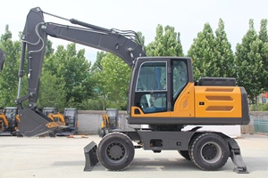 Excavatrice compacte sur roues de <span class=keywords><strong>15</strong></span> <span class=keywords><strong>tonnes</strong></span> à haute efficacité pour travaux utilitaires, fabriquée en Chine - Product Image 2