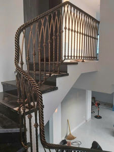 Porte en acier forgé de conception française avec service de dessin numérique pour appartement, hôtel et villa - Product Image 2