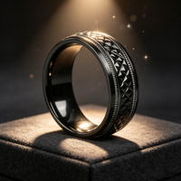Bague pour homme en zirconium noir de 8 mm, poli miroir, ajustement confortable, motif pyramidal texturé, alliance de mariage Tizti Jewelry