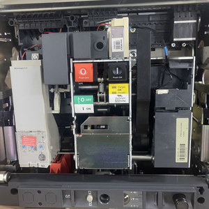 Disjoncteur de cadre NW ACB Masterpact NW40bH2-4000A 50/60Hz 3 pôles/4 pôles, type de circuit aérien, fixation fixe - Product Image 2