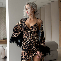QINSI Sexy Satin chemises de nuit femmes imprimé léopard mode pyjama 2 pièces longue plume Robe avec Slip Robe femmes peignoir