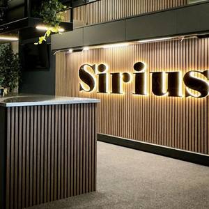 Señales de negocios iluminadas con LED mental 3D personalizadas, señalización de logotipo de marca de empresa de tienda al aire libre - Product Image 2