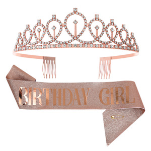 Conjunto <span class=keywords><strong>de</strong></span> correa <span class=keywords><strong>de</strong></span> corona <span class=keywords><strong>para</strong></span> fiesta <span class=keywords><strong>de</strong></span> <span class=keywords><strong>cumpleaños</strong></span> <span class=keywords><strong>de</strong></span> estilo americano europeo, diadema <span class=keywords><strong>de</strong></span> polvo brillante <span class=keywords><strong>para</strong></span> niña <span class=keywords><strong>de</strong></span> feliz <span class=keywords><strong>cumpleaños</strong></span>, decoraciones <span class=keywords><strong>de</strong></span> etiqueta elegantes - Product Image 1