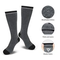 Venta caliente ODM Print Warm Knit Sports Calcetines para invierno Ski Ride Climbing Three-Files Control de temperatura Calcetines calentados