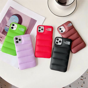 Nouveaux accessoires de téléphone portable en duvet de coton, housse de téléphone portable pour <span class=keywords><strong>iphone</strong></span> 12 <span class=keywords><strong>10</strong></span> X <span class=keywords><strong>XR</strong></span> 7 8 - Product Image 1