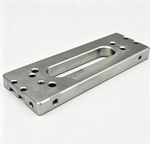 Produits métalliques en acier inoxydable sur mesure de haute précision, pièces usinées CNC, service de prototypage rapide - Product Image 1