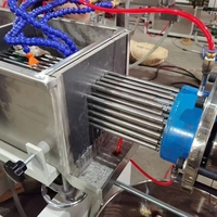Ligne de production d'extrusion de barres solides en POM certifiée CE ISO, haute efficacité pour la fabrication de tiges en plastique