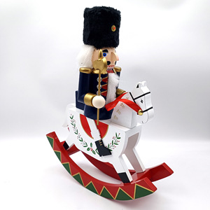 Cheval à bascule <span class=keywords><strong>en</strong></span> bois <span class=keywords><strong>casse</strong></span>-<span class=keywords><strong>noisette</strong></span> 30.5cm de haut soldat <span class=keywords><strong>en</strong></span> noyer traditionnel pour décoration de noël de bureau - Product Image 4