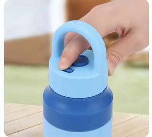ODM/OEM Vaso Térmico de Acero Inoxidable de 550 ml con Aislamiento al Vacío, Tapa de Apertura con una Mano y Bloqueo, Diseño Moderno para Viajes, Rendimiento Térmico - Product Image 6