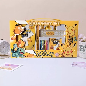 Set di Cancelleria per Studenti - Astuccio con Pastelli - per Studenti delle Scuole Elementari e Asili - Set di Cancelleria in Confezione Regalo - Product Image 3
