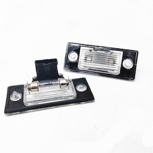 Éclairage de plaque d'immatriculation arrière Volkswagen Tiguan 5ND943021, boîtier de remplacement en plastique pour ampoule halogène - Product Image 3