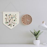 Benutzer definierte Flagge Leinwand Banner halter Holz Dübel Emaille Pin Wand Display Abzeichen Patches Revers-Sammlung Leere Banner Emaille Pins